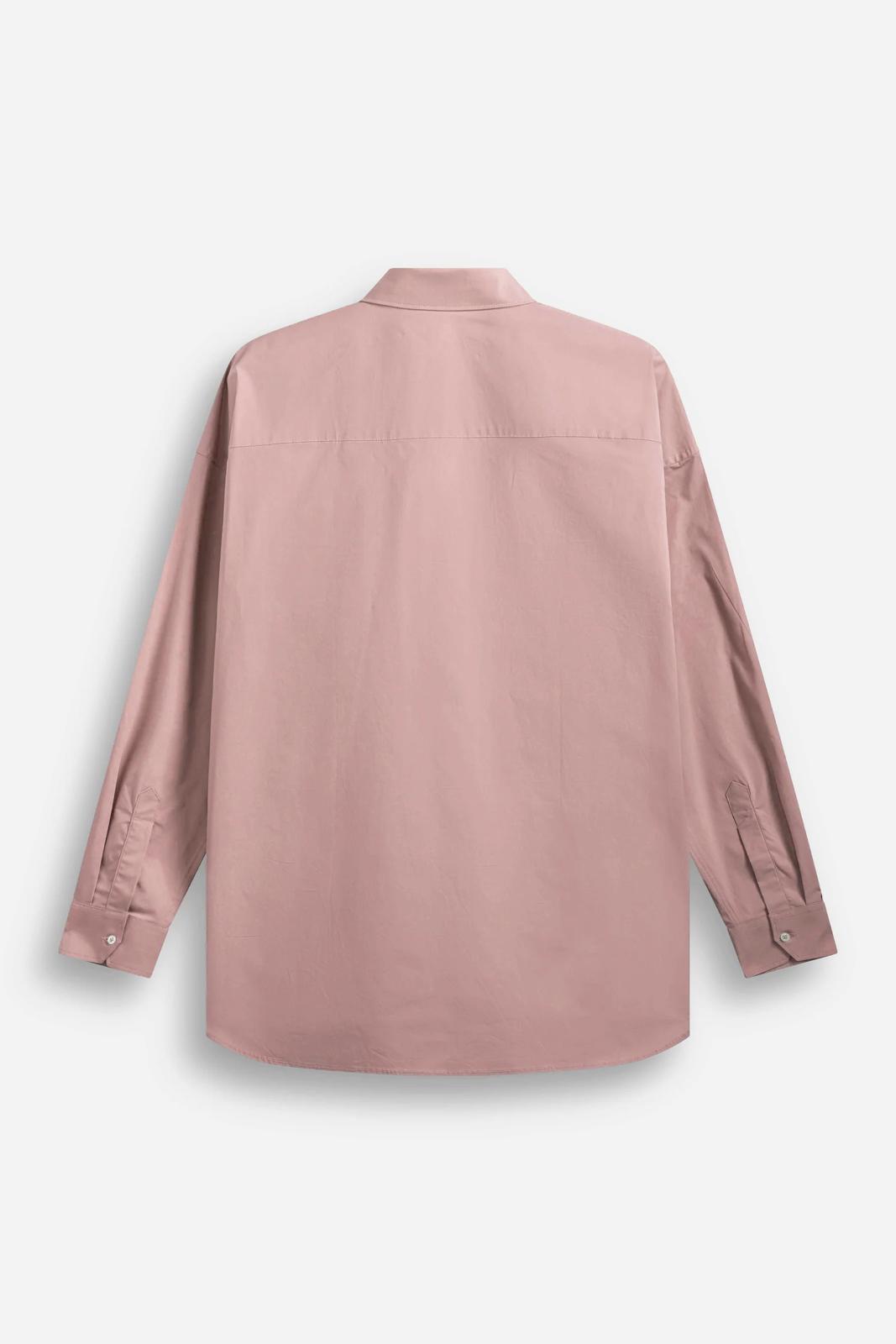 Overshirt colorata e pantalone Minimal Couture